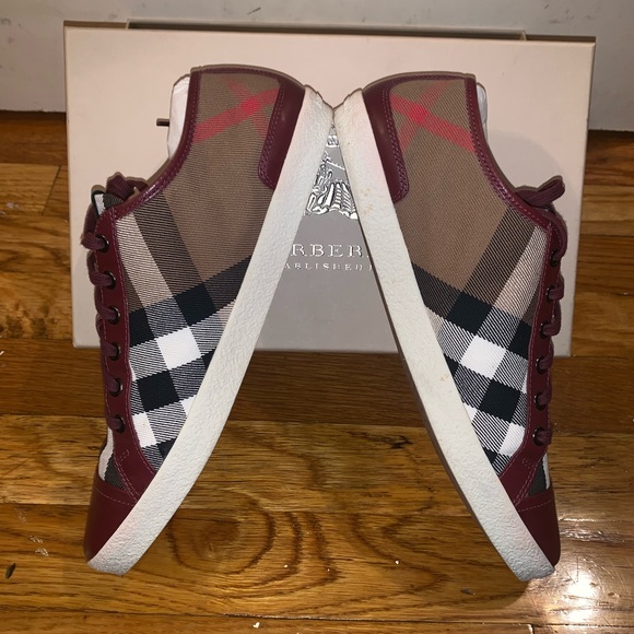 Burberry Shoes - Burberry sneakers